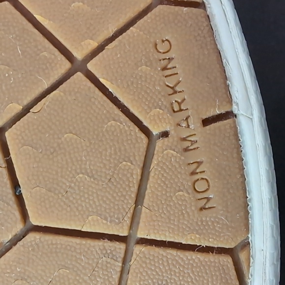 Colombia Woman's Bonehead PFG Adjustable Shoes,Size 9. - Picture 12 of 12